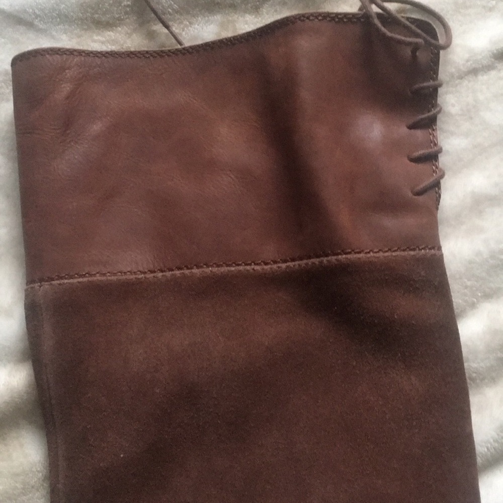 Boots - Picture 2 of 3